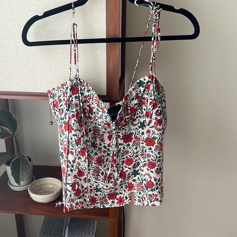 realisation floral top